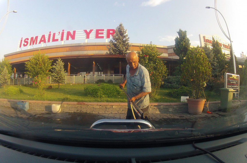 Hit-and-run carwash